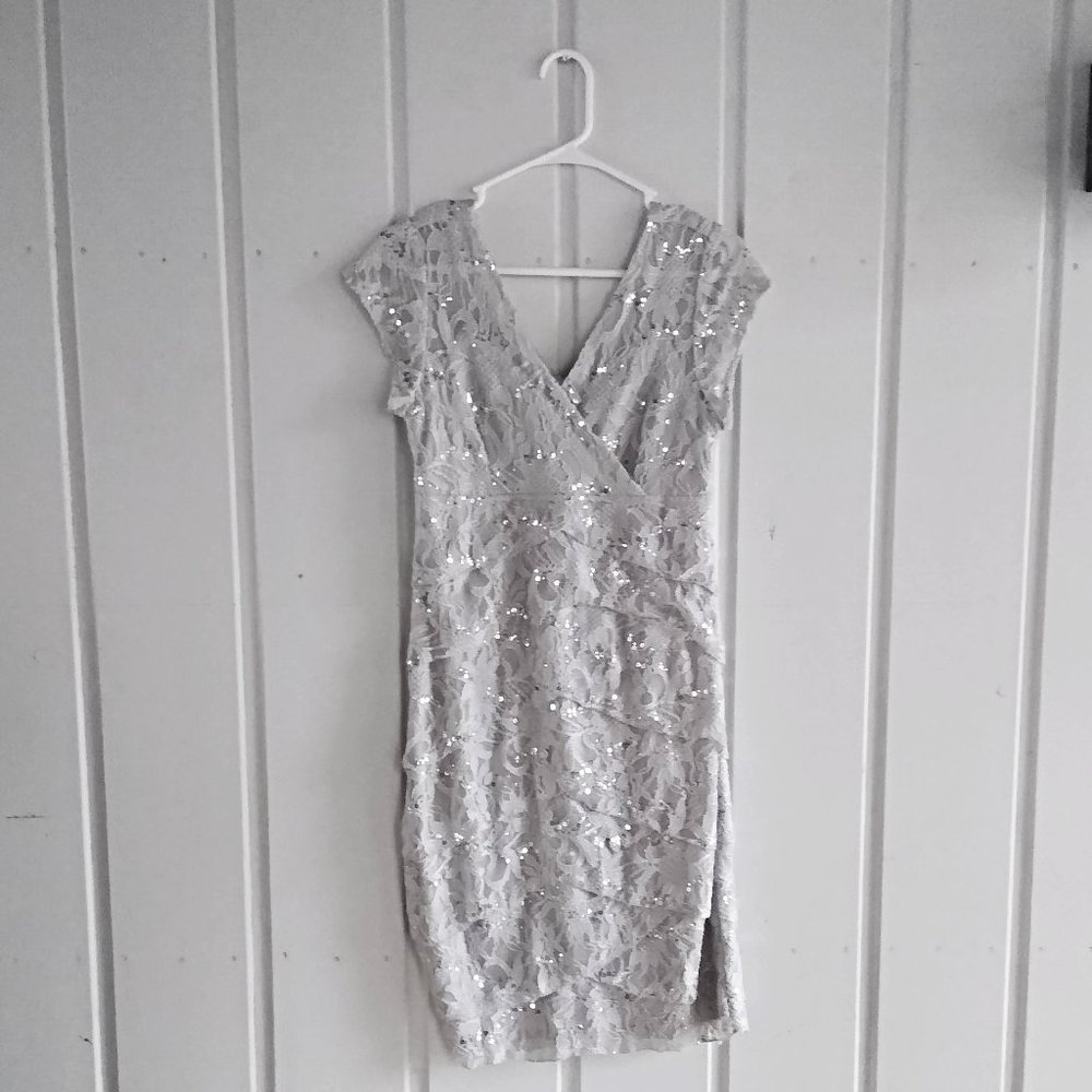 12 Women's Gray Lace and Sequin Cocktail Dress